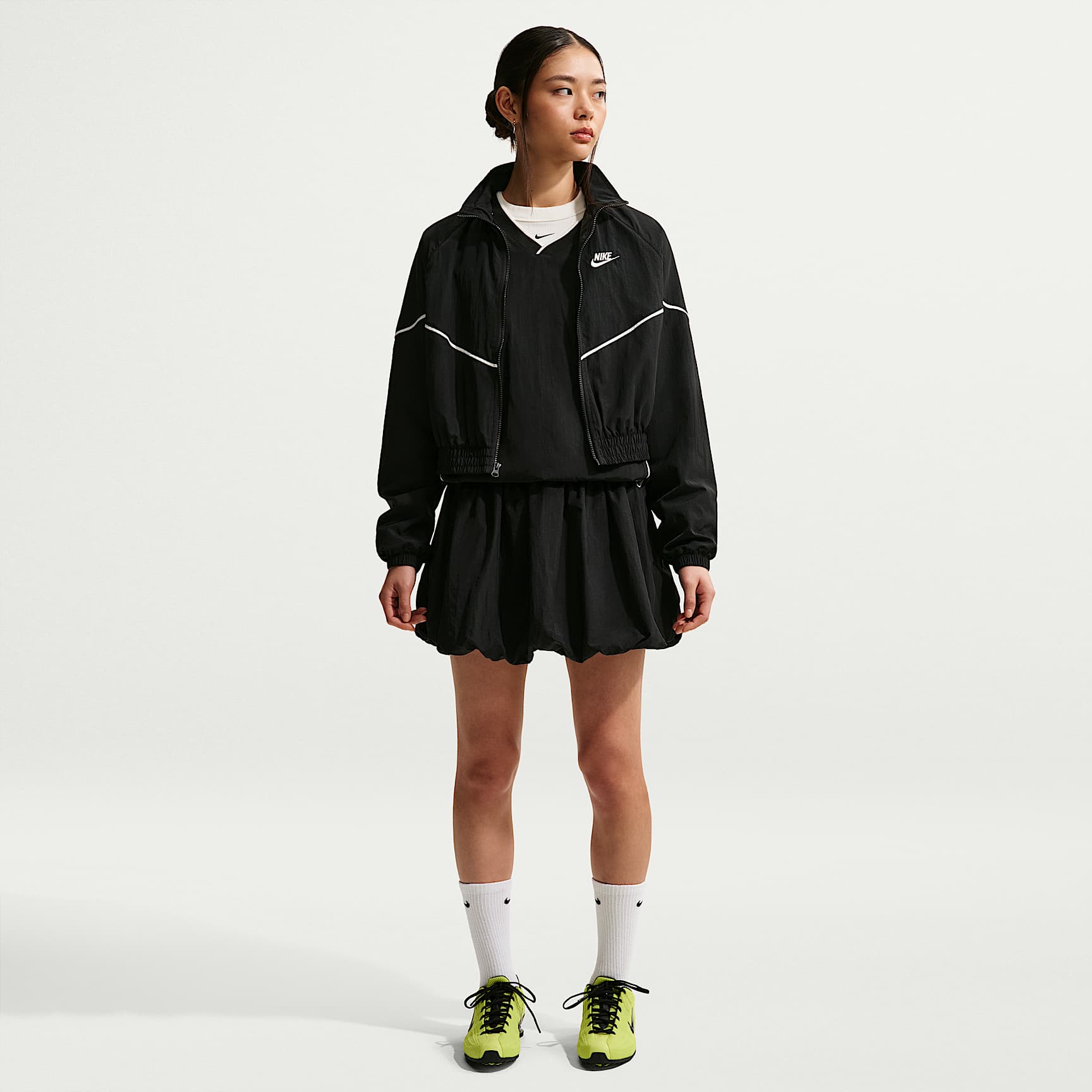 Nike Sportswear Women's Loose Bubble Skirt. Nike JP